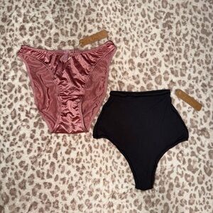 SKIMS Women's Intimates - Rose and Black Panties